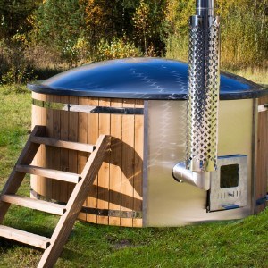 Hot-Tub With Integrated Furnace